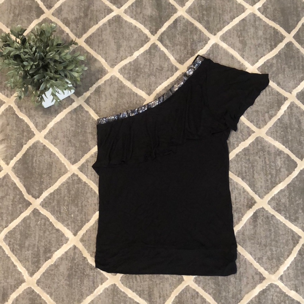 NWT Express off the shoulder top black w/sequins S